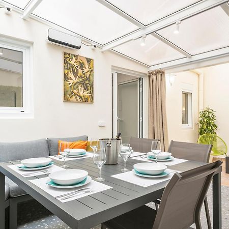 Boutique Plaza Catalonia Suites Cornella Cornella de Llobregat Bagian luar foto