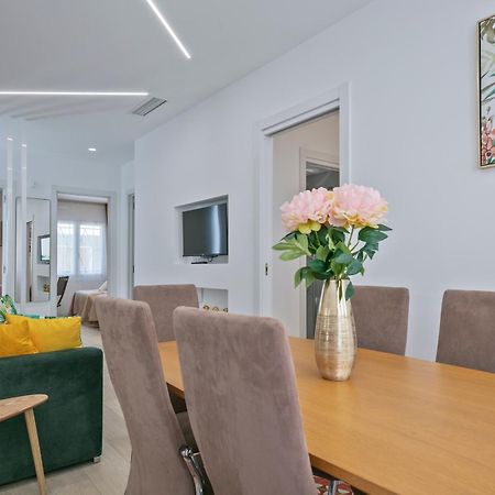 Boutique Plaza Catalonia Suites Cornella Cornella de Llobregat Bagian luar foto