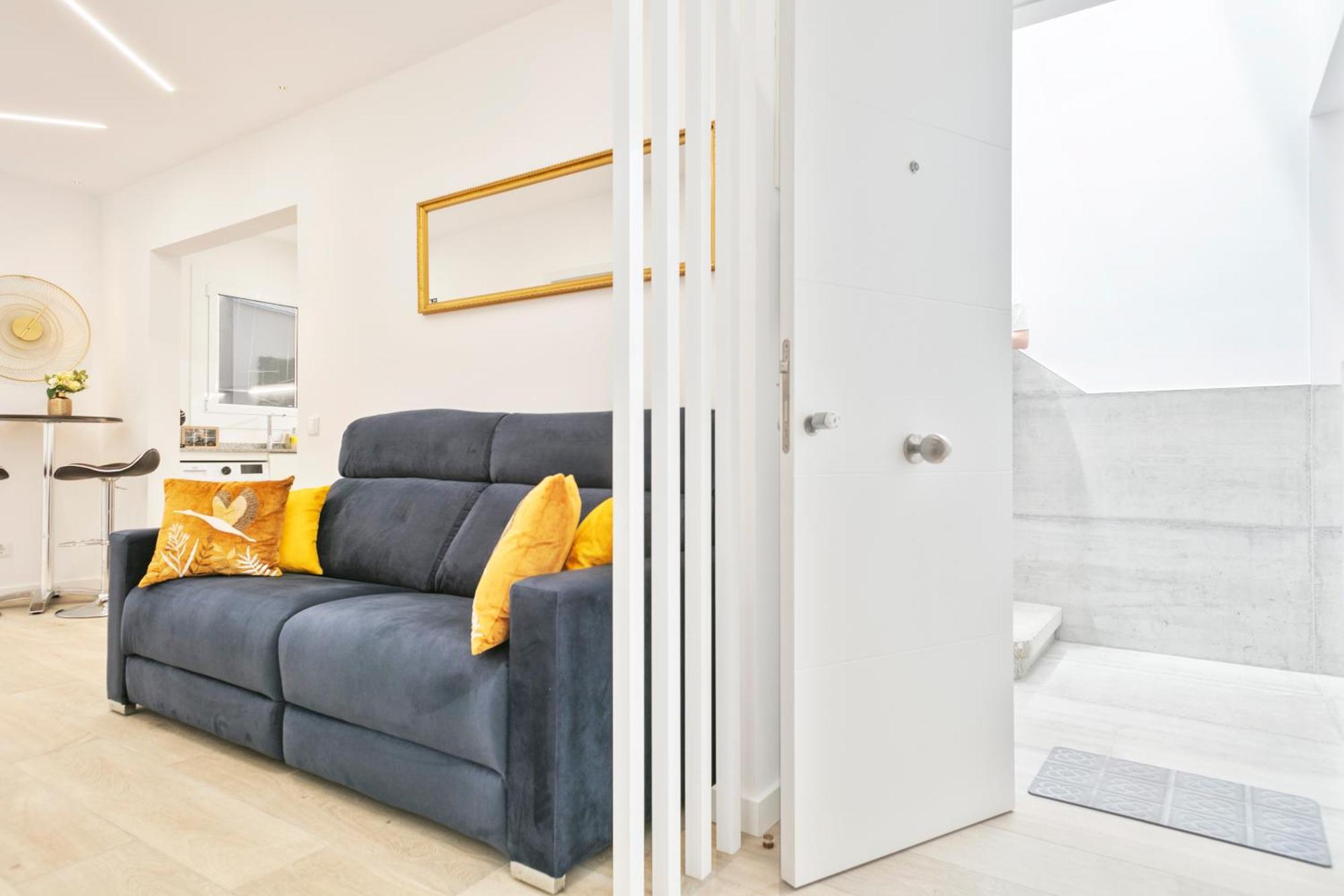 Boutique Plaza Catalonia Suites Cornella Cornella de Llobregat Bagian luar foto