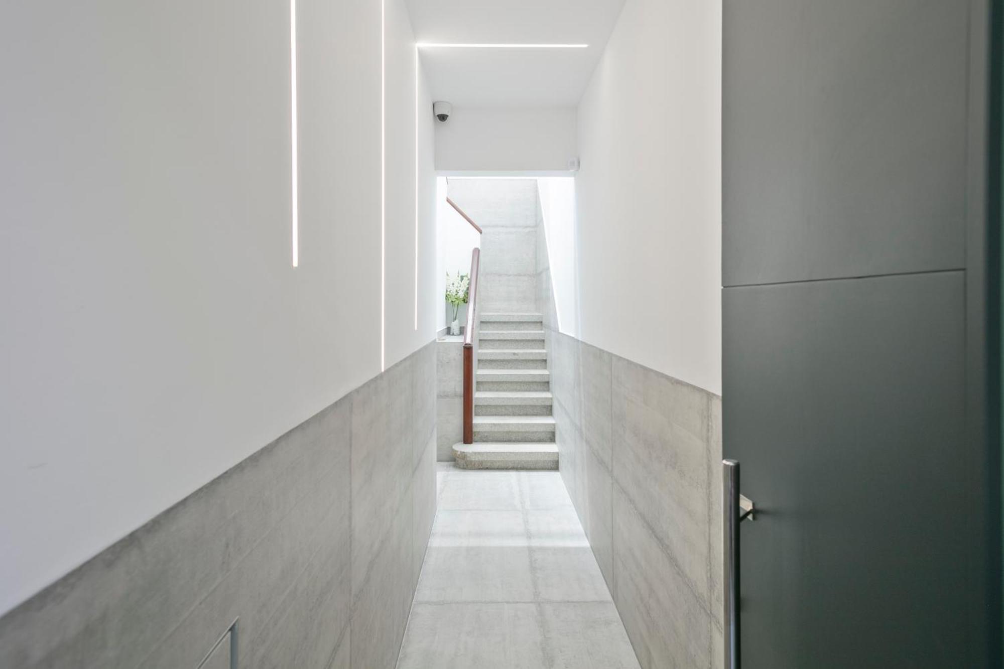 Boutique Plaza Catalonia Suites Cornella Cornella de Llobregat Bagian luar foto