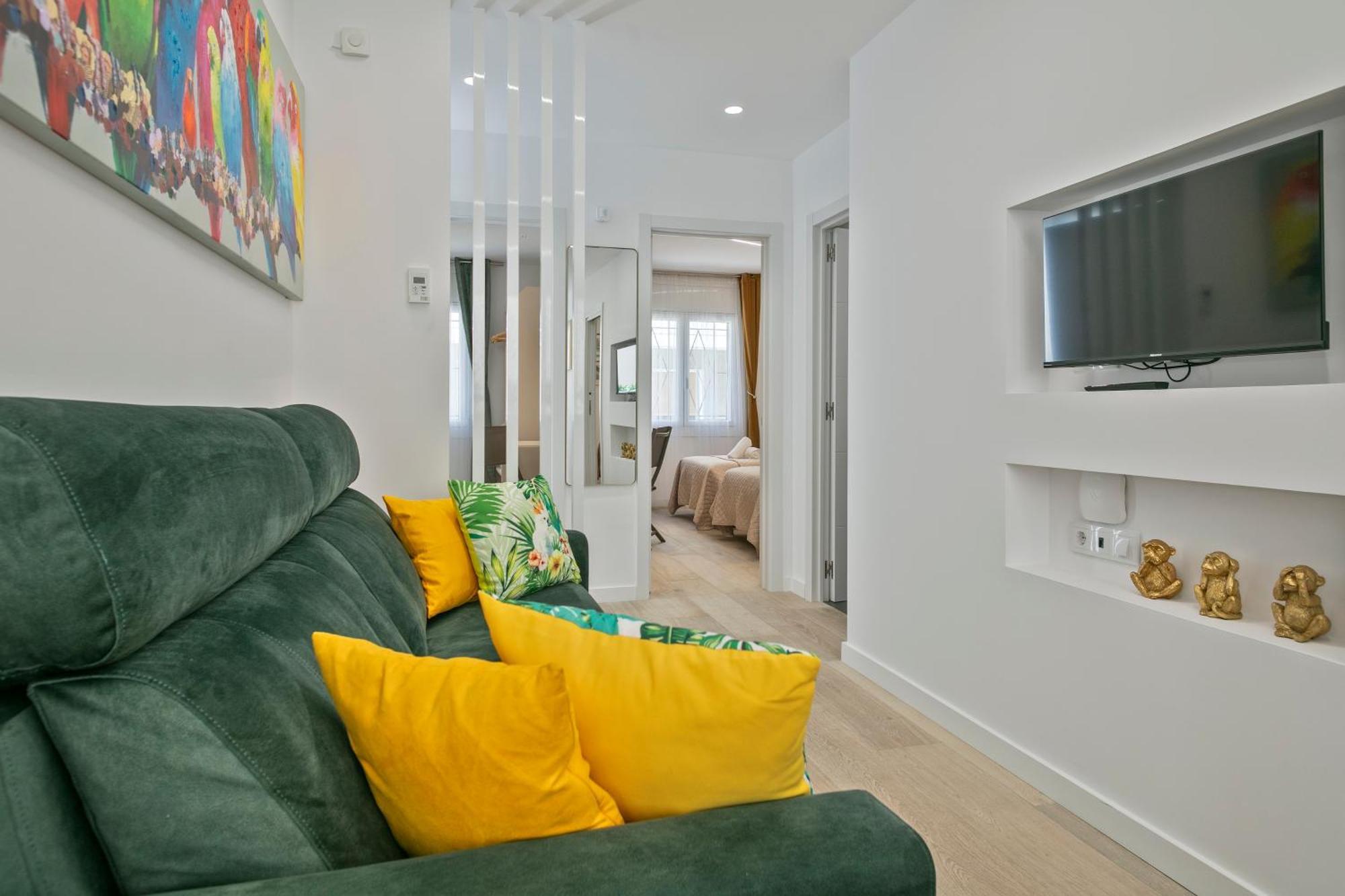 Boutique Plaza Catalonia Suites Cornella Cornella de Llobregat Bagian luar foto